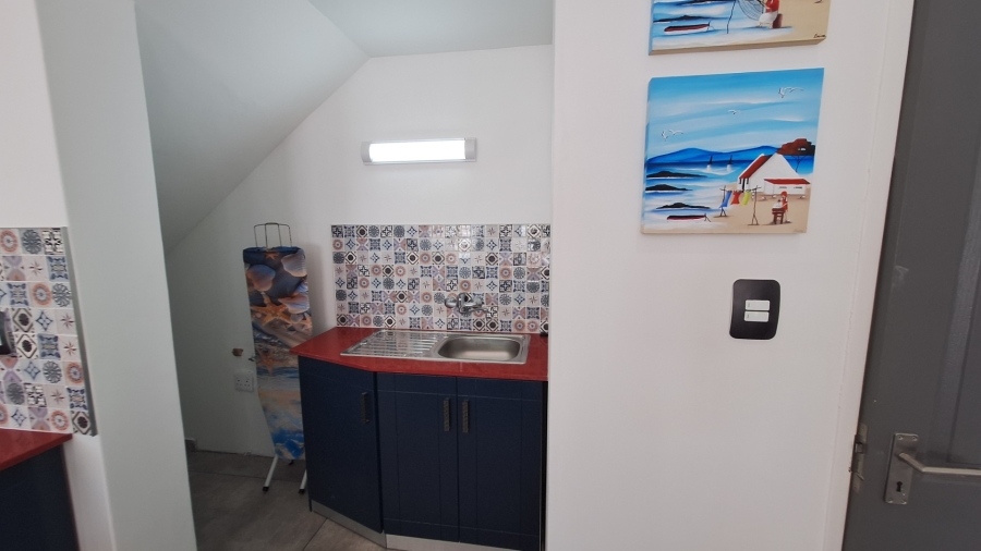 4 Bedroom Property for Sale in Dwarskersbos Western Cape